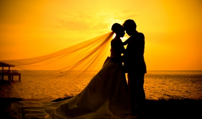 Wedding Dance Couple On Beach at Sunset